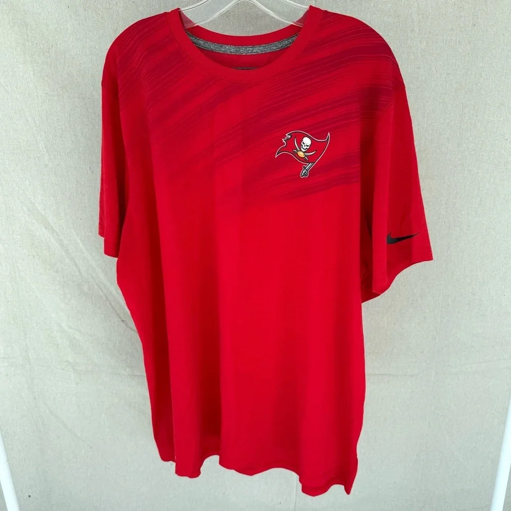 Nike NFL Team Apparel Tampa Bay Buccaneers Red Dri-Fit Shirt Size XXL - Picture 3 of 6